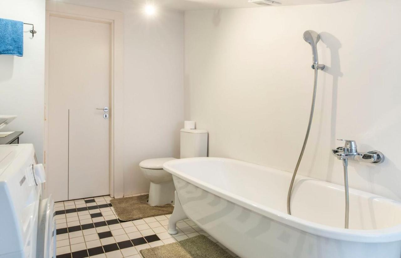 Central 2-Level Penthouse With Terrace And Free Parking Riga Luaran gambar