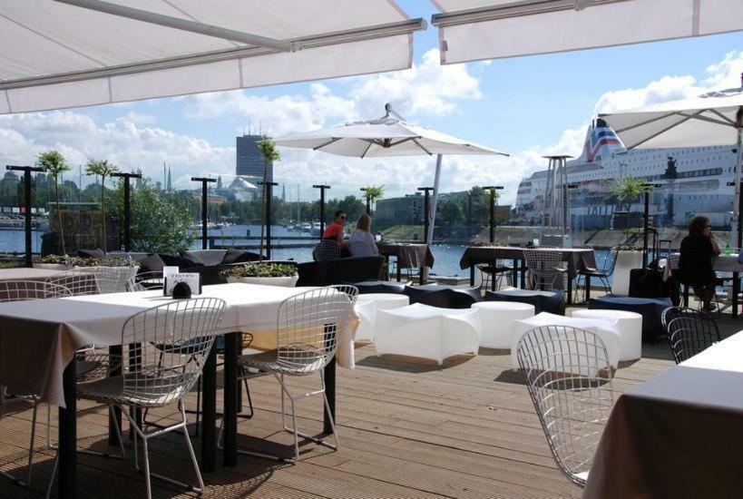 Central 2-Level Penthouse With Terrace And Free Parking Riga Luaran gambar
